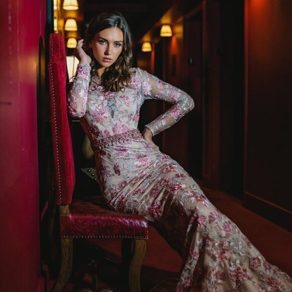 NWT Mac Duggal‎ Long Sleeve Floral Embroidery Trumpet Gown Size Style 79281 - Picture 2 of 14